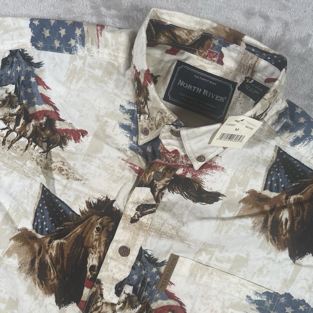 North River American Stallion Horse Patriotic Short Sleeve Button Down Mens M